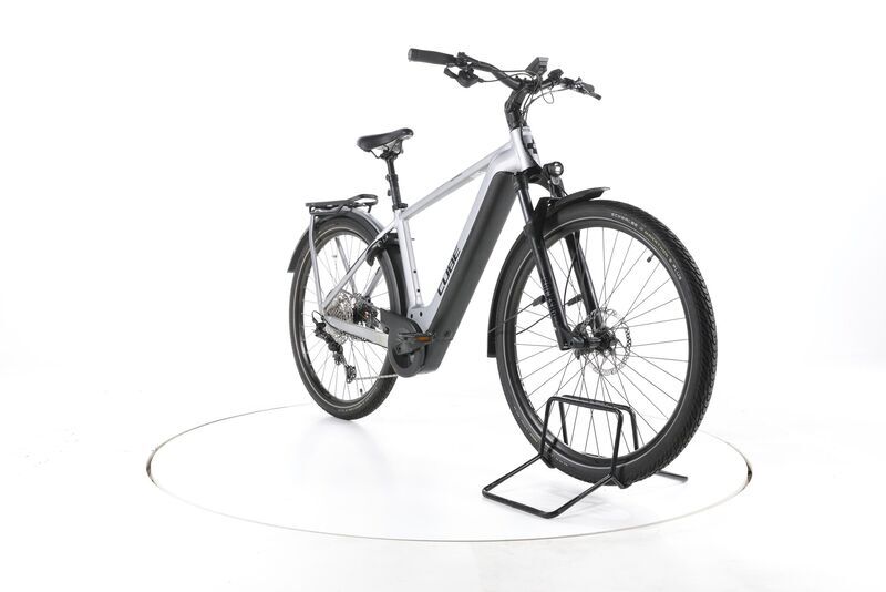 Cube Kathmandu Hybrid SLX 2023 | srebrny | 28" | 50 cm | 500 - 3000 km, image 3 of 5