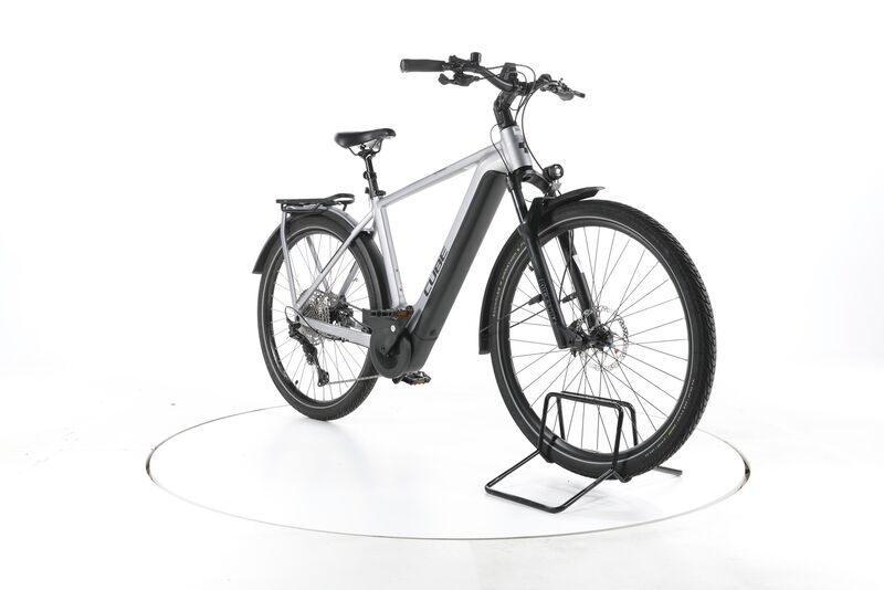 Cube Kathmandu Hybrid SLX 2023 | srebrny | 28" | 54 cm | 500 - 3000 km, image 3 of 5