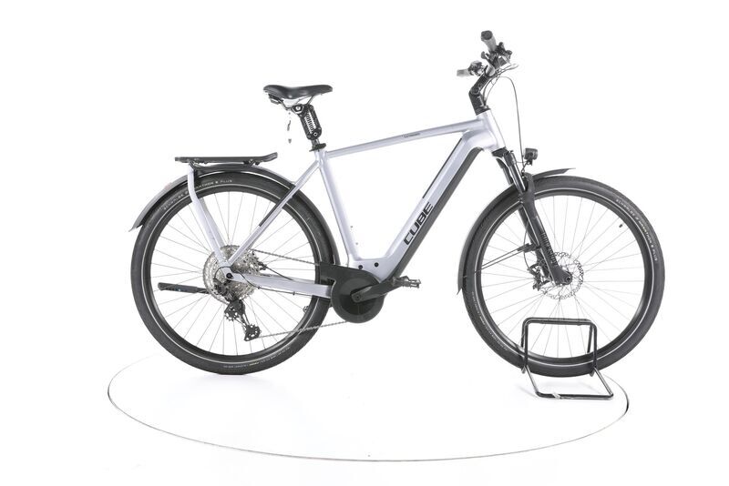 Cube Kathmandu Hybrid SLX 2023 | prateado | 28" | 58 cm | 500 - 3000 km, image 1 of 5