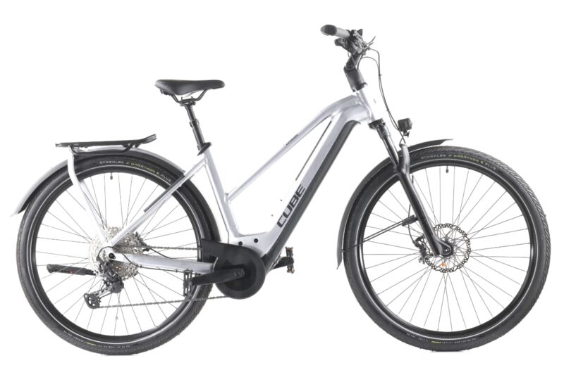 Cube Kathmandu Hybrid SLX 750 (2023) | Step-Through | silver | 28" | 50 cm | < 500 km 1