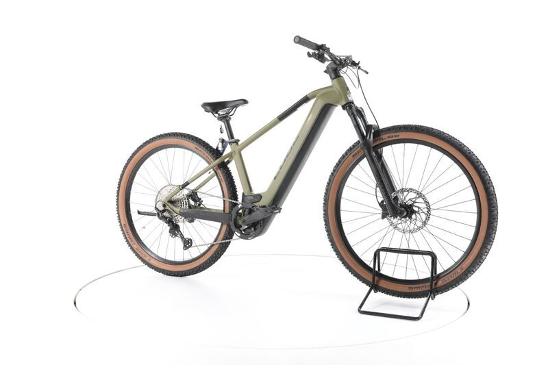 Cube Reaction Hybrid Race (2023) | Diamant | grün | 29" | M | < 500 km | 750 Wh 3