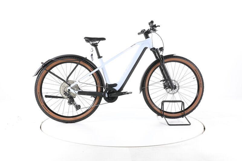 Cube Reaction Hybrid do 2023 | biały | 29" | L | < 500 km, image 1 of 5