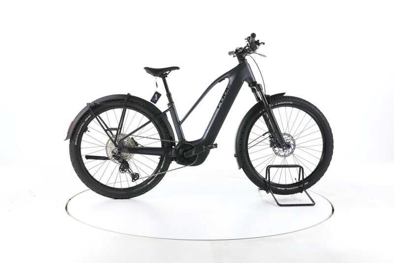 Cube Reaction Hybrid do 2023 | czarny | 27,5" | S | < 500 km, image 1 of 5