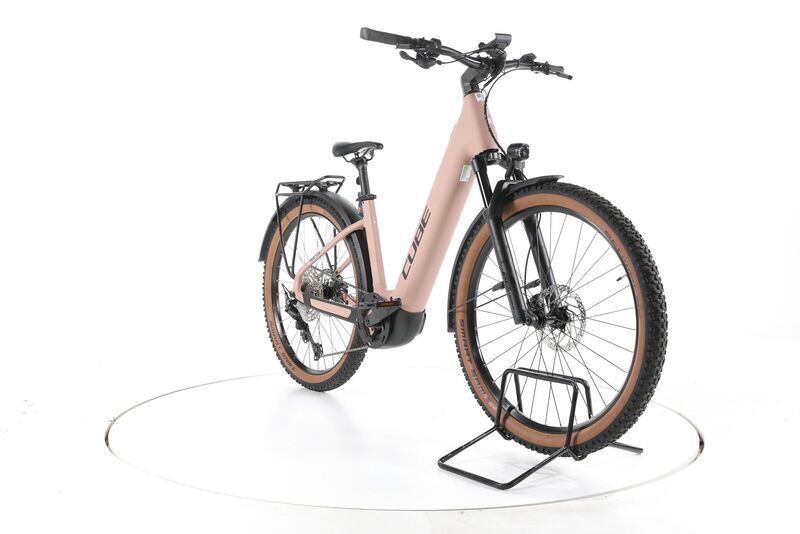 Cube Reaction Hybrid for 2023 | pink | 27.5" | M | < 500 km, image 3 of 5