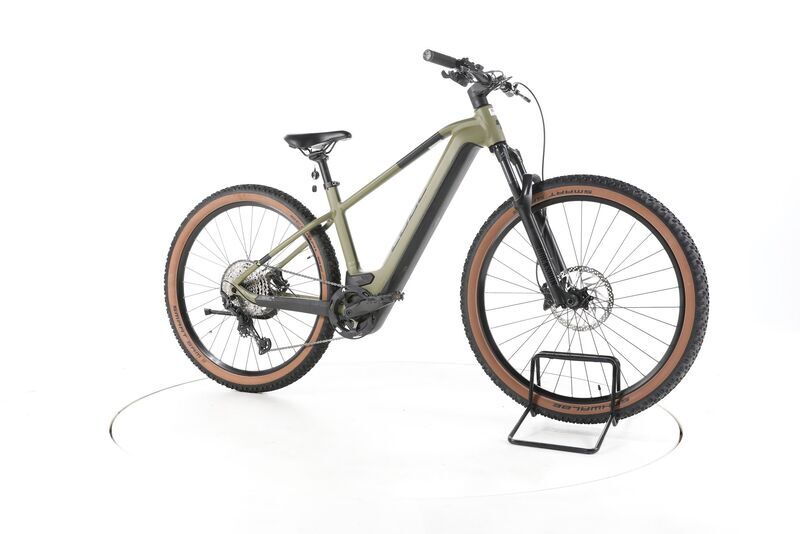 Cube Reaction Hybrid Race 2023 | green | 29" | L | 500 - 3000 km, image 1 of 4