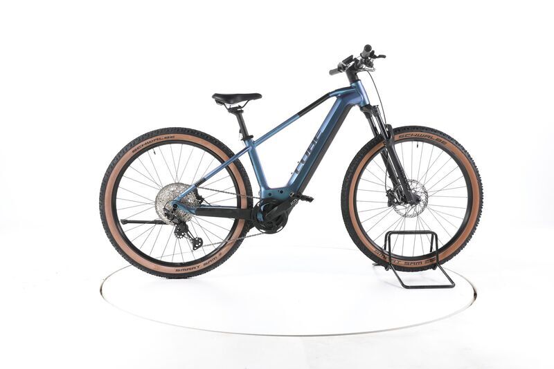 Cube Reaction Hybrid Race 2023 | azul | 29" | M | < 500 km, image 1 of 5