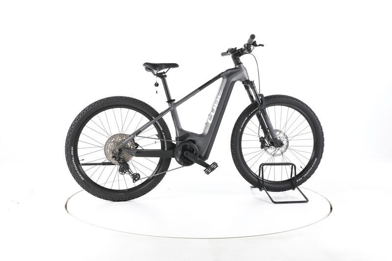 Cube Reaction Hybrid Race 2023 | szary | 27,5" | S | < 500 km, image 1 of 5