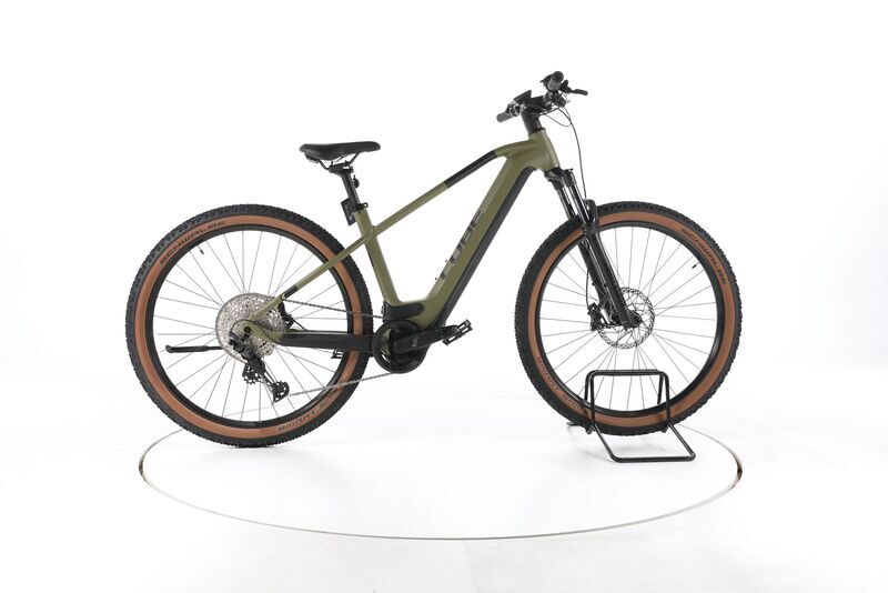 Cube Reaction Hybrid Race 2024 | zielony | 29" | L | 500 - 3000 km, image 1 of 5