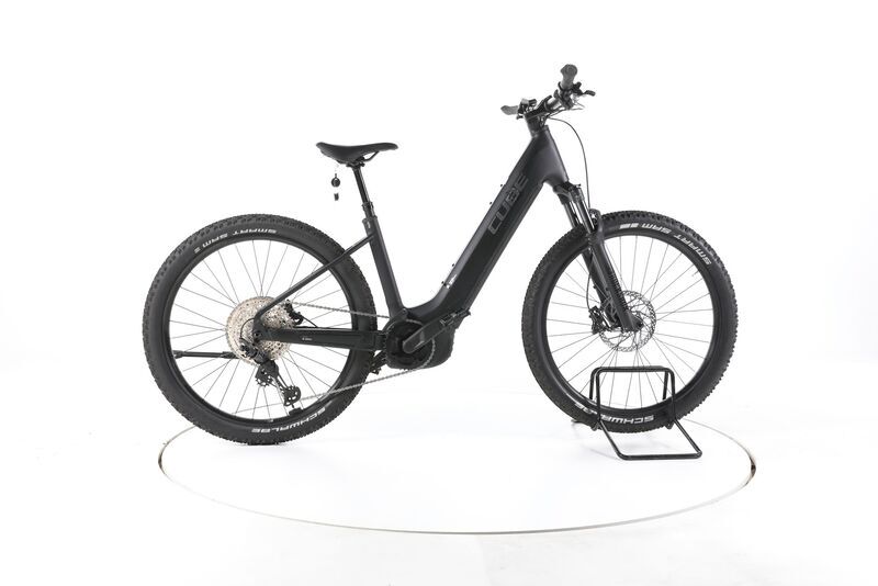 Cube Reaction Hybrid Race 2025 | negro | 29" | M | < 500 km, image 1 of 5