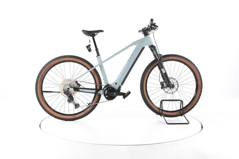Cube Reaction Hybrid Race 2025 | azul | 29" | L | < 500 km, image 1 of 5