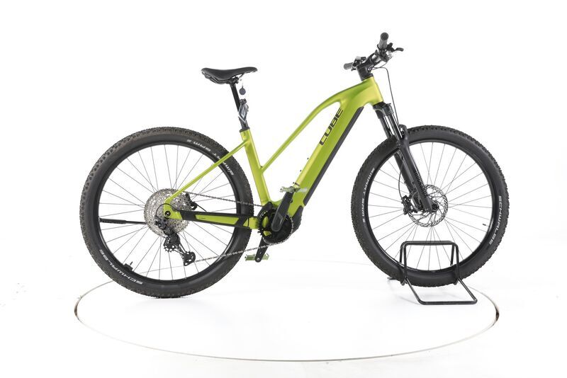 Cube Reaction Hybrid Race 2025 | verde | 29" | L | < 500 km, image 1 of 5