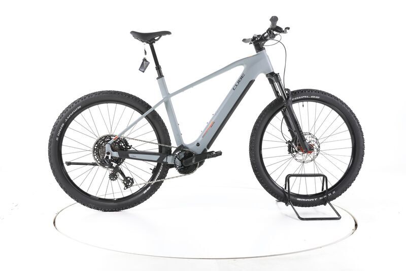 Cube Reaction Hybrid Race 800 2025 | cinzento | 29" | XXL | < 500 km, image 1 of 5