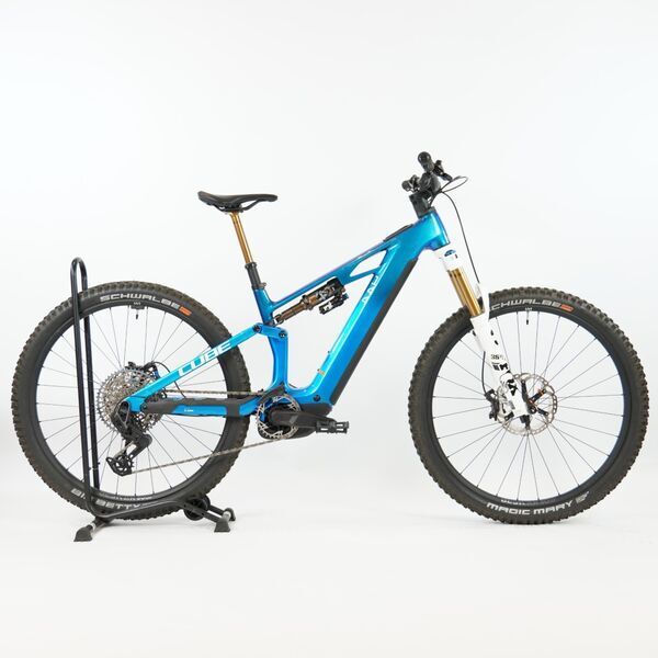 Cube Stereo Hybrid ONE44 HPC AT (2025) | Diamant | blau | 29" | 40 cm | < 500 km 1