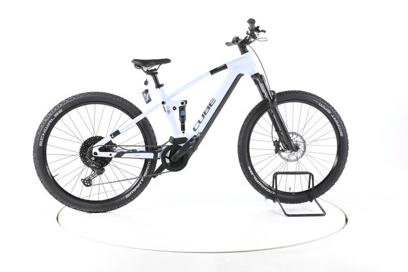 Cube Stereo Hybrid 120 Pro 2023 | hvid | 29" | L | < 500 km, image 1 of 5