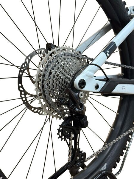 Cube Stereo Hybrid 140 HPC Pro 625 2024 | white | 29" | XL | >3000 km 4