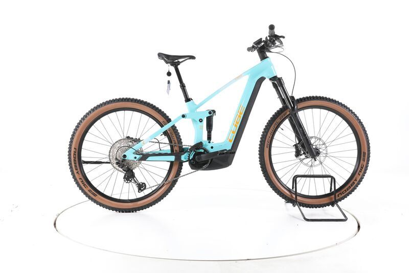 Cube Stereo Hybrid 140 HPC Race 2023 | azul | 27,5" | S | < 500 km, image 1 of 5