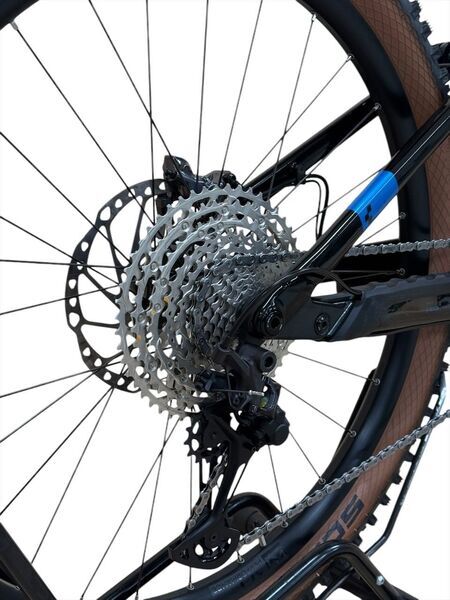 Cube Stereo Hybrid 140 HPC SLX 750 2024 | black | 27.5" | S | <500 km 4