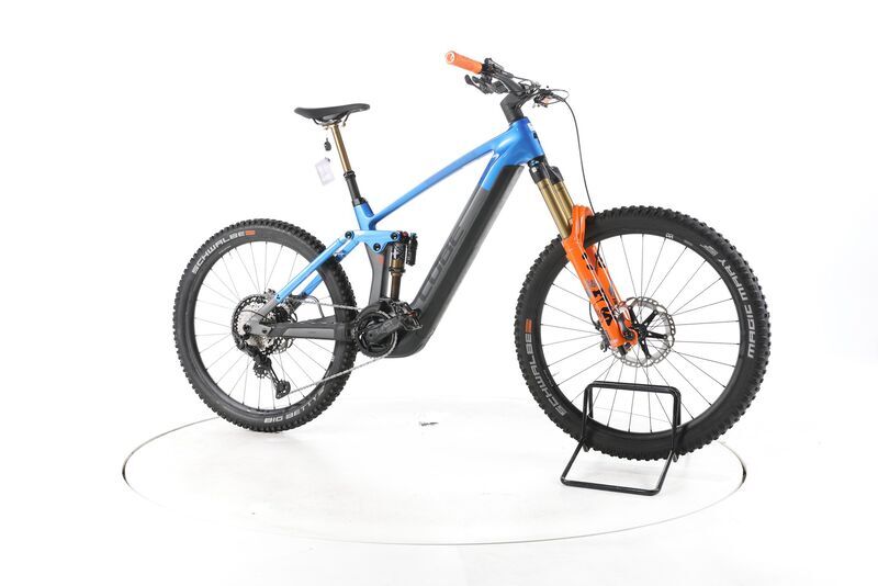 Cube Stereo Hybrid 160 HPC Actionteam 2023 | azul | 27,5" | M | 500 - 3000 km, image 2 of 5