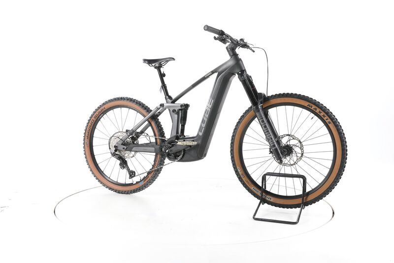 Cube Stereo Hybrid 160 HPC Race 2023 | schwarz | 27,5" | 37 cm | 500 - 3000 km, image 1 of 4