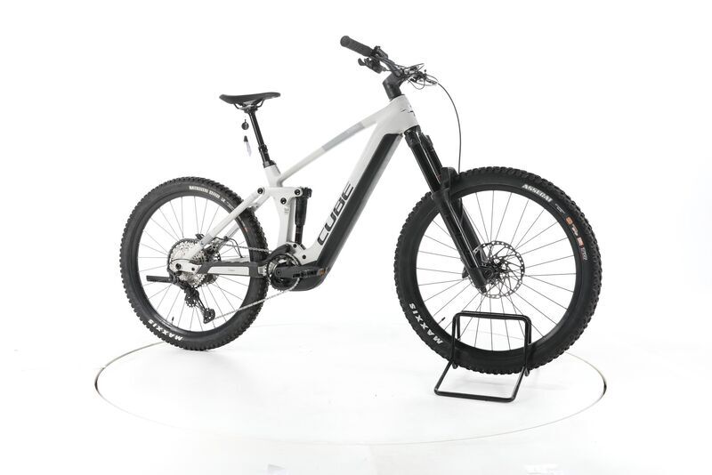 Cube Stereo Hybrid 160 HPC SLX 2023 | blanc | 27,5" | M | 500 - 3000 km 1