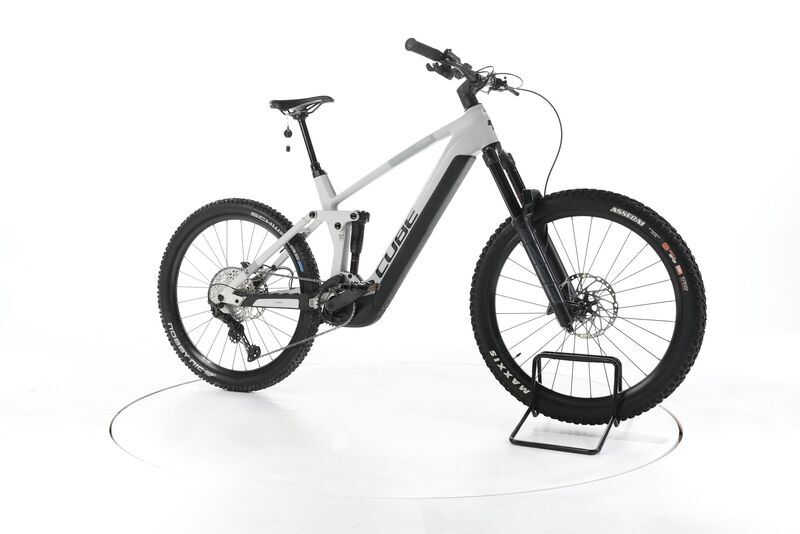 Cube STEREO HYBRID 160HPC SLX 2023 | white | 27,5" | L | 500 - 3000 km, image 1 of 4
