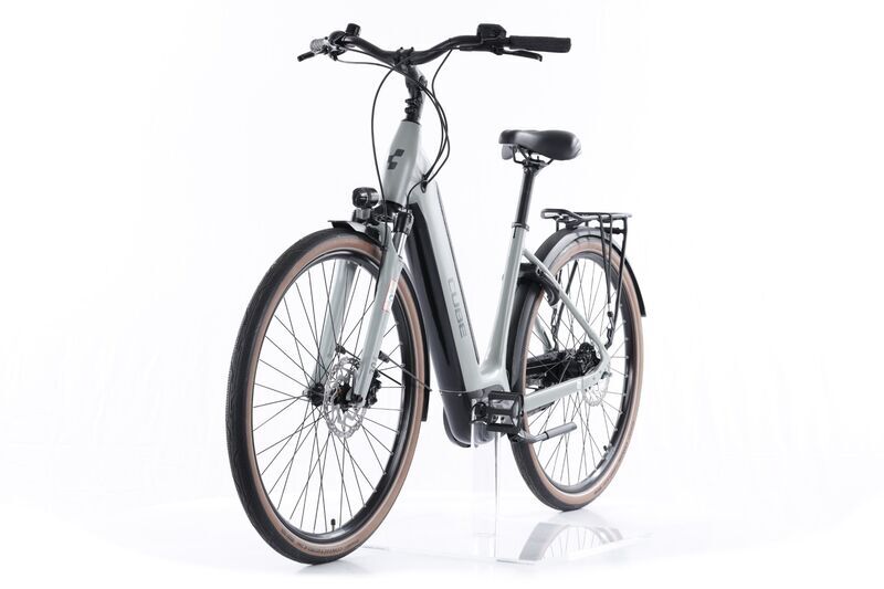 Cube Supreme Hybrid One (2022) | Tiefeinsteiger | blau | 28" | S | 500 - 1000 km | 9 Gänge 5