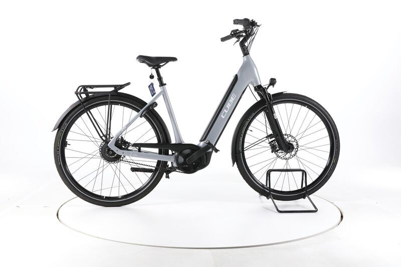Cube Supreme Hybrid Deluxe SLX 625 2025 | grey | 28" | M | < 500 km, image 1 of 5