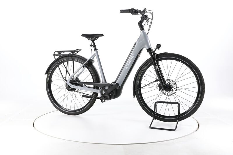 Cube Supreme Hybrid Deluxe SLX 625 2025 | grey | 28" | M | < 500 km, image 2 of 5