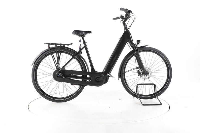 Cube Supreme Hybrid EX 2022 | black | 28" | 54 cm | 500 - 3000 km, image 1 of 5