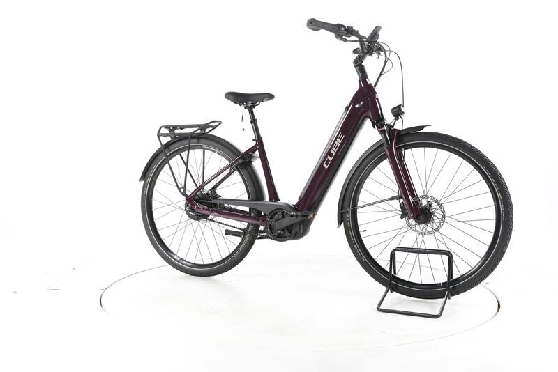 Cube SUPREME HYBRID PRO 2024 | purple | 28" | XS | < 500 km, image 1 of 4
