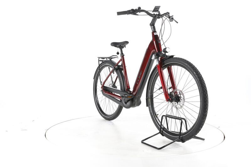 Cube Supreme Hybrid Pro 2024 | red | 28" | 54 cm | 500 - 3000 km, image 2 of 4