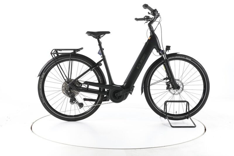 Cube Supreme Hybrid para 6 2024 | negro | 28" | XS | 500 - 3000 km, image 1 of 5