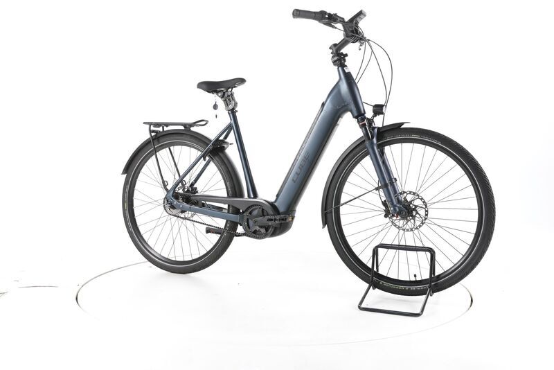 Cube Supreme Hybrid SLT 2022 | azul | 28" | 58 cm | 500 - 3000 km, image 1 of 4