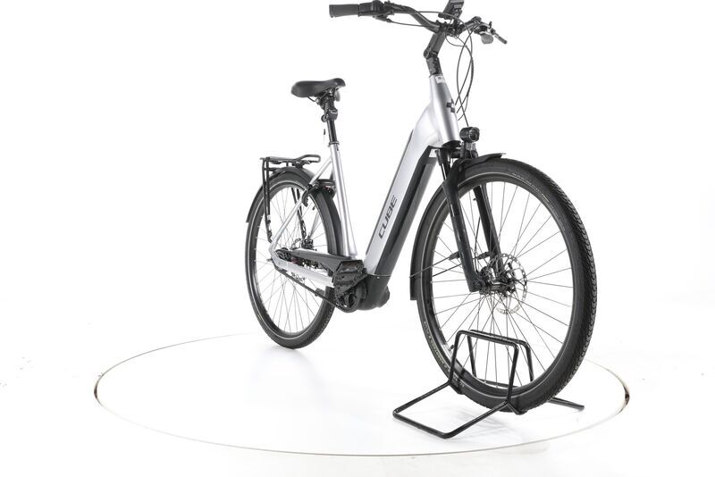 Cube Supreme Hybrid SLX 625 2023 | zilver | 28" | L | 500 - 3000 km, image 3 of 5
