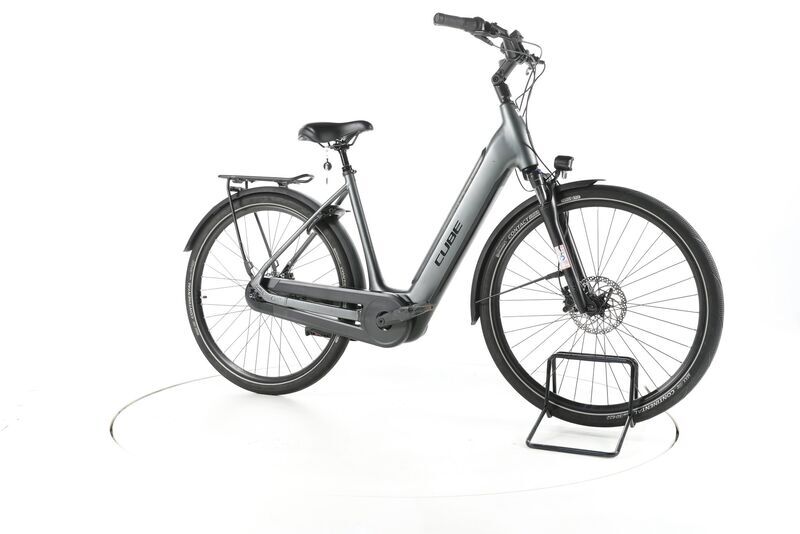 Cube Supreme RT Hybrid Pro 2022 | šedá | 28" | M | 500 - 3000 km, image 1 of 4