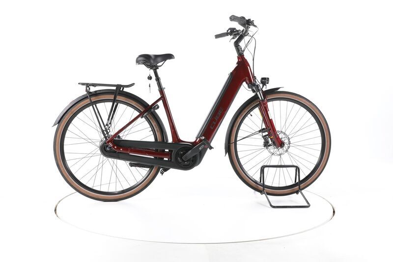 Cube Supreme RT Hybrid Pro 2023 | červená | 28" | 50 cm | < 500 km, image 1 of 5