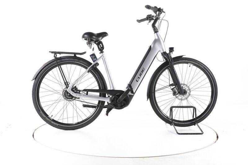 Cube Supreme RT Hybrid SLX 2023 | stříbrná | 28" | M | 500 - 3000 km, image 1 of 5
