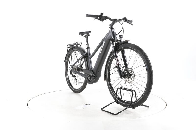 Cube Touring Hybrid ONE 2023 | černá | 28" | 46 cm | 500 - 3000 km, image 3 of 5
