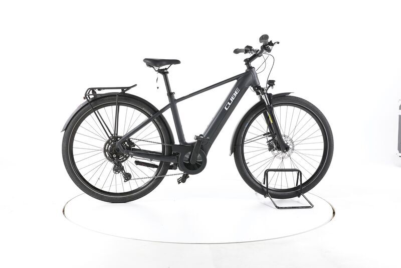 Cube Touring Hybrid ONE 2024 | zwart | 28" | 50 cm | 500 - 3000 km, image 1 of 5
