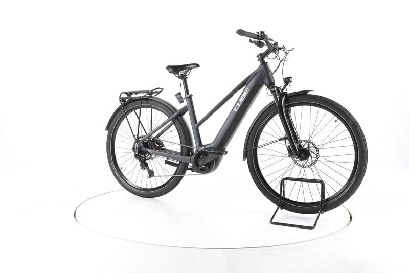 Cube Touring Hybrid ONE 2024 | sort | 28" | 50 cm | < 500 km, image 2 of 5