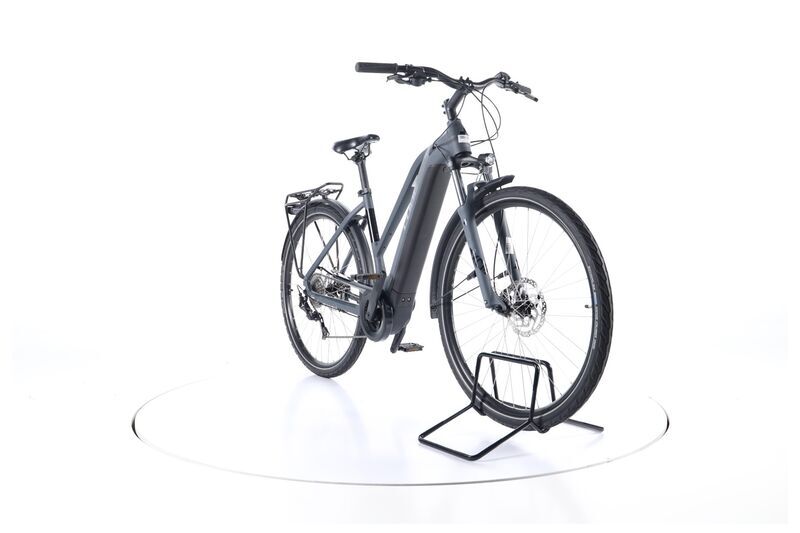 Cube Touring Hybrid One (2021) | Trapez | grau/schwarz | 28" | 50 cm | 100 - 500 km | 400 Wh 3