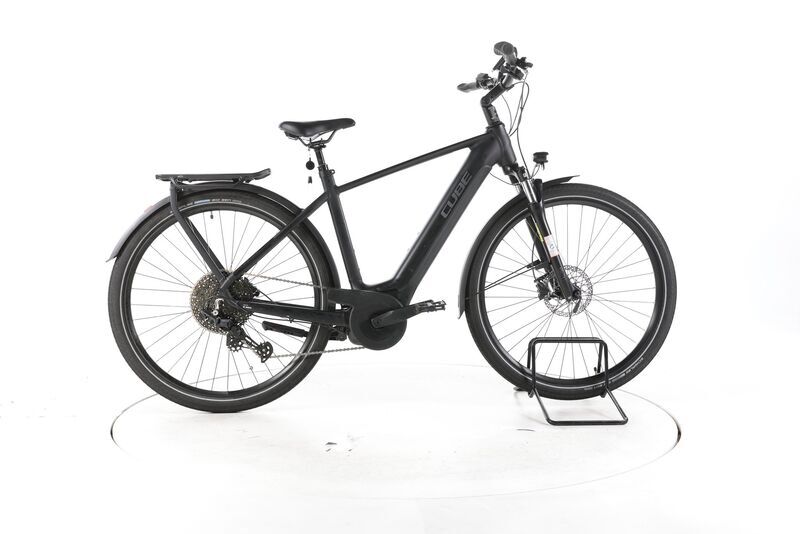 Cube Touring Hybrid Pro 2023 | preto | 28" | 54 cm | 500 - 3000 km, image 1 of 5