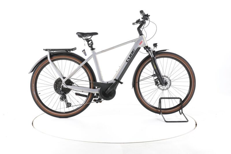 Cube Touring Hybrid Pro 2023 | grey | 28" | 54 cm | 500 - 3000 km, image 1 of 5