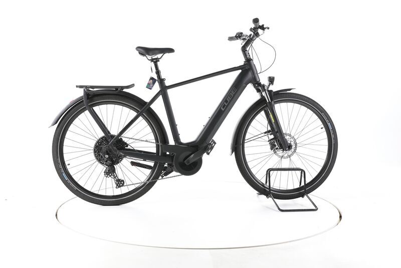 Cube Touring Hybrid Pro 2023 | černá | 28" | 58 cm | 500 - 3000 km, image 1 of 5