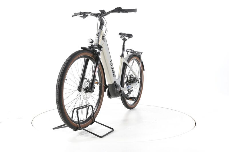 Cube Touring Hybrid Pro 2024 | grey | 28" | 46 cm | 500 - 3000 km, image 4 of 4