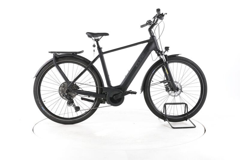 Cube Touring Hybrid Pro 2024 | černá | 28" | 58 cm | 500 - 3000 km, image 1 of 5