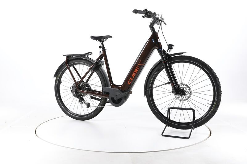 Cube Touring Hybrid Pro 2025 | black | 28" | 58 cm | < 500 km, image 2 of 5
