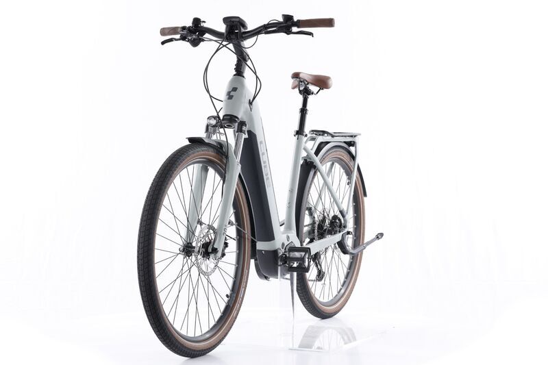 Cube Touring Hybrid Pro (2022) | Tiefeinsteiger | grau | 28" | M | 100 - 500 km 5