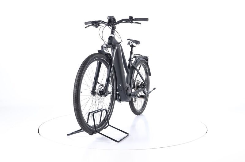 Cube Touring Hybrid Pro (2021) | Trapez | schwarz/weiß | 28" | 46 cm | < 100 km 4