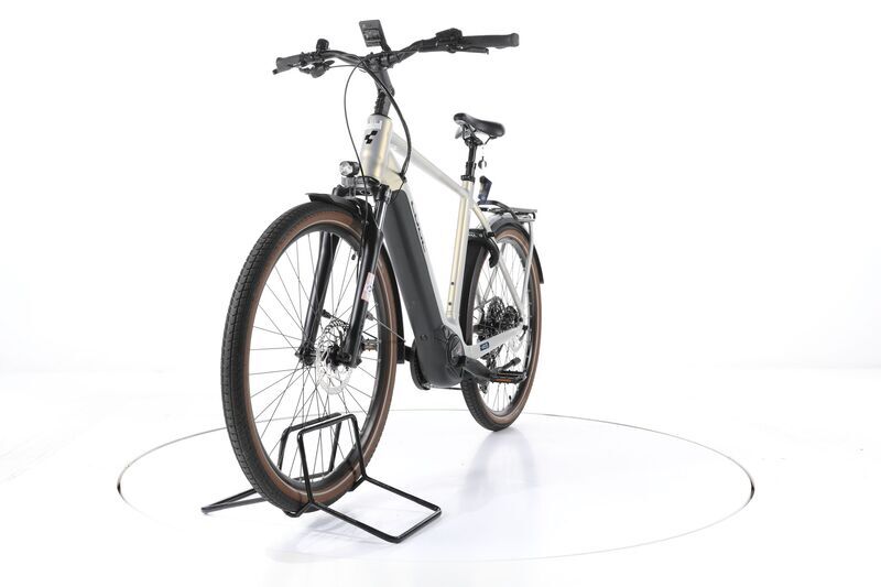 Cube Touring Hybrid Pro (2023) | Diamant | grau | 28" | 50 cm | S | 500 - 1000 km | 625 Wh 3
